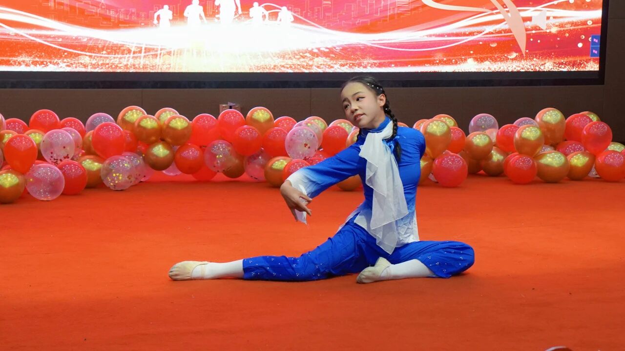 Gather Strength, Innovate Together, Win a Shared Future Jianyang Group 2026 New Year Gala