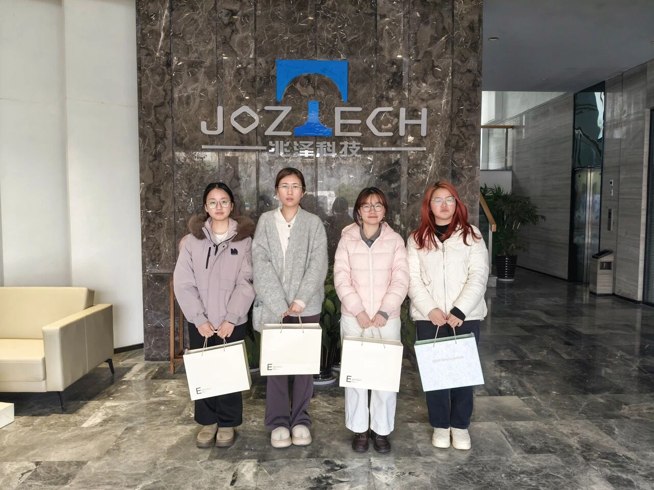 JOYA Women’s Day Special | Warm Gifts to Honor Every Extraordinary Woman